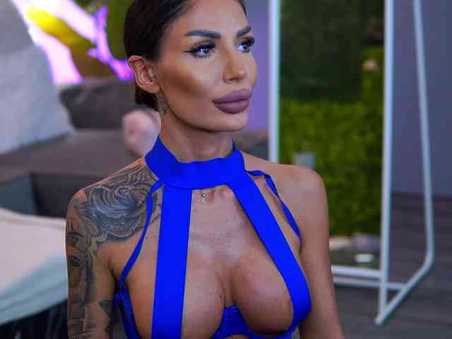 RaquelleVon