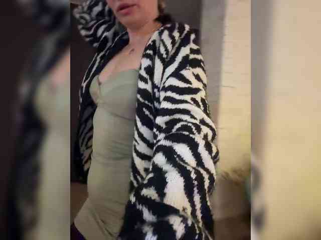 Ylia2111-1 Ylia2111-1