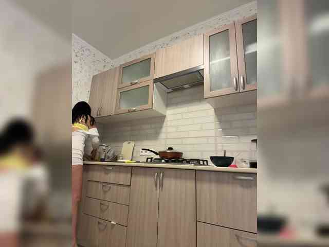 Ylia21112