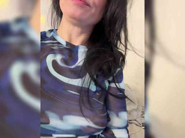 Ylia2111-1 bongacams