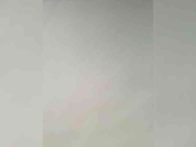 Ylia21112 webcam