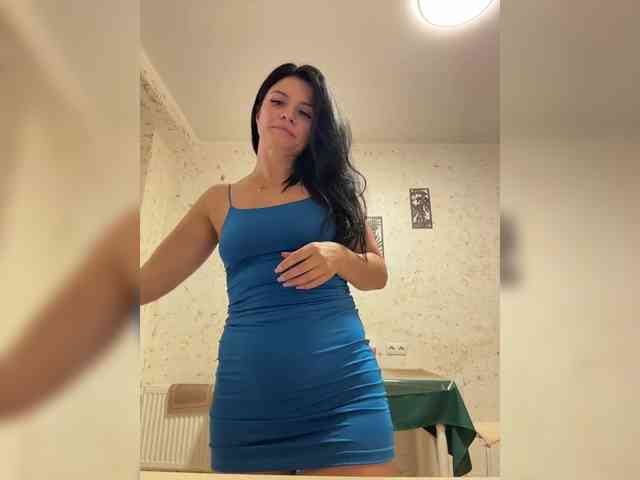 Ylia21112 webcam