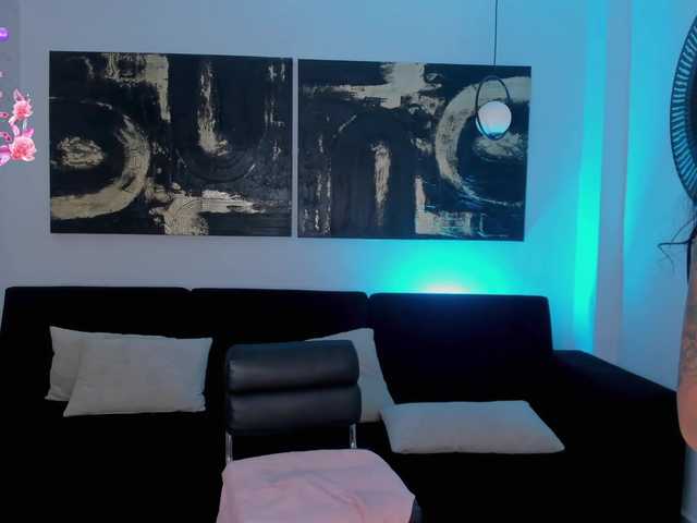  NicoleSanz chat room