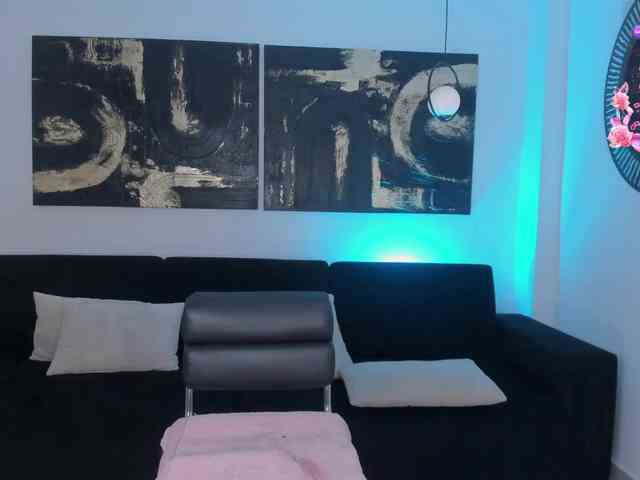NicoleSanz webcam