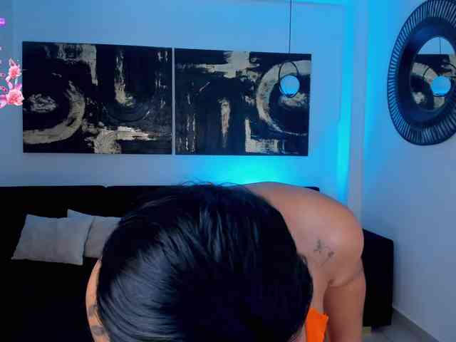 NicoleSanz webcam