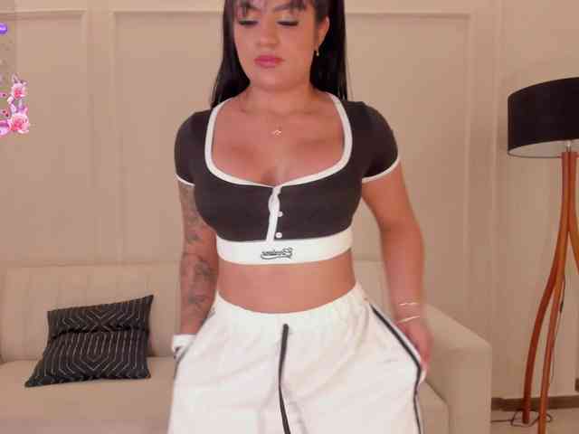 NicoleSanz webcam