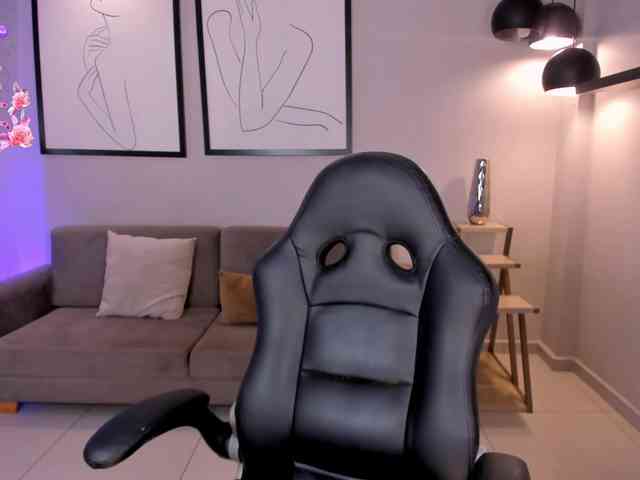 NicoleSanz webcam