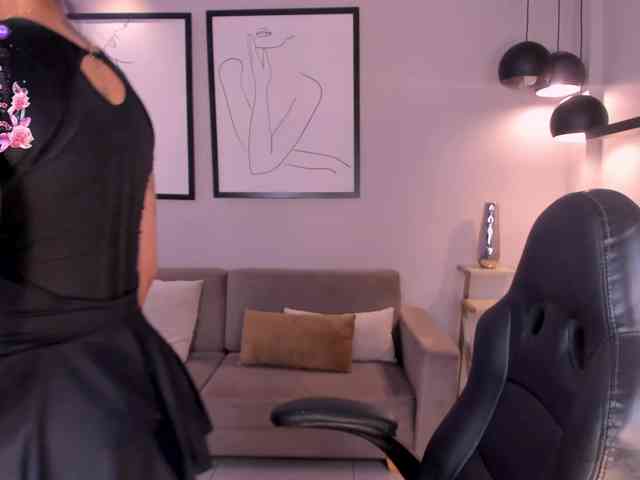 NicoleSanz webcam
