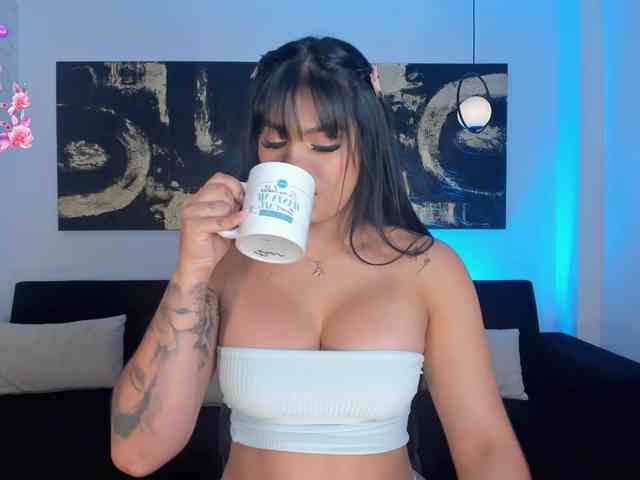 NicoleSanz webcam