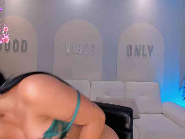 NicoleSanz webcam