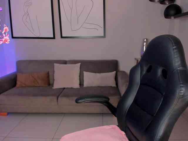 NicoleSanz webcam