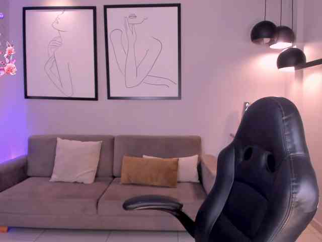 NicoleSanz webcam