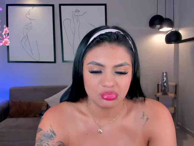 NicoleSanz webcam