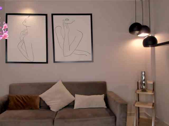 NicoleSanz webcam