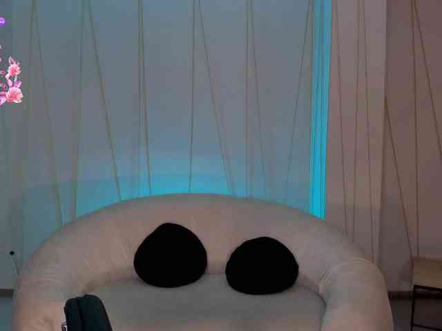 NicoleSanz webcam