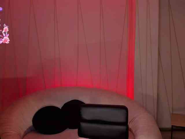 NicoleSanz webcam