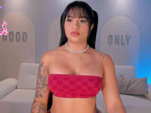 NicoleSanz webcam
