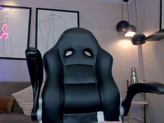 NicoleSanz webcam