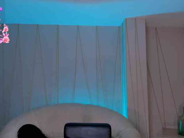 NicoleSanz webcam