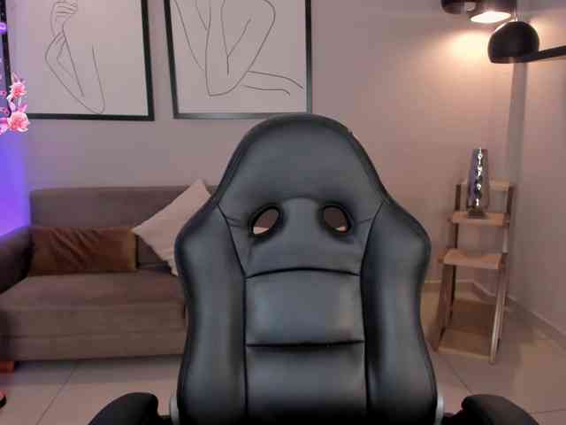 NicoleSanz webcam