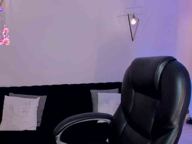 NicoleSanz webcam