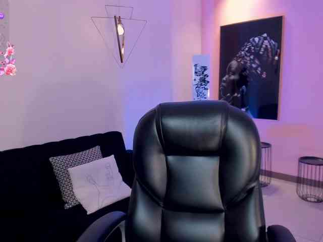 NicoleSanz webcam