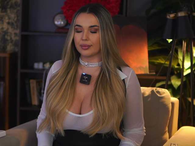 EvaSunderland's BongaCams show and profile