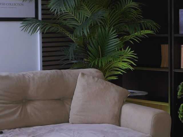 EvaSunderland's BongaCams show and profile