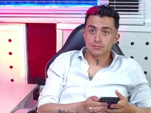 DARKO0717A Live Webcam on BongaCams