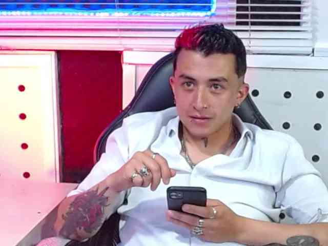 DARKO0717A Live Webcam on BongaCams