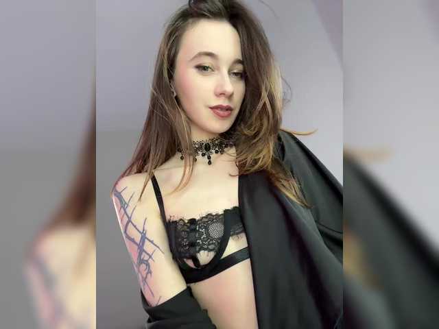 -LittleFairy-'s BongaCams show and profile