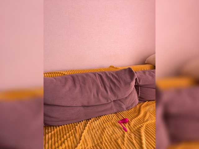 SweetLolllli's BongaCams show and profile