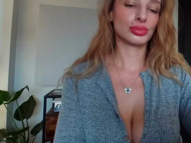 MarilynShow's BongaCams show and profile