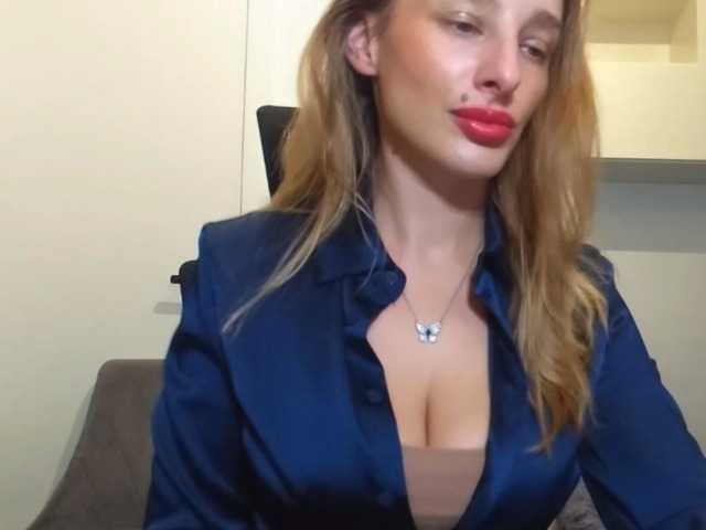 MarilynShow's BongaCams show and profile