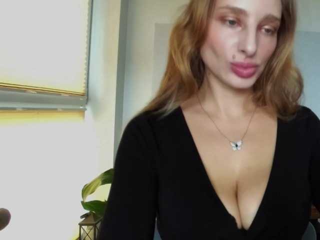 MarilynShow's BongaCams show and profile