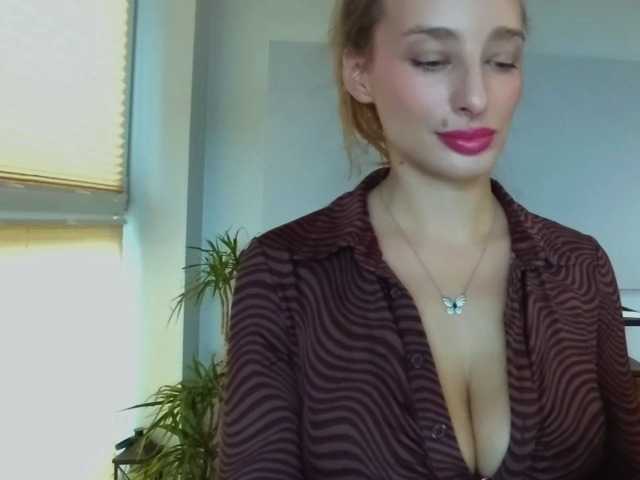 MarilynShow's BongaCams show and profile