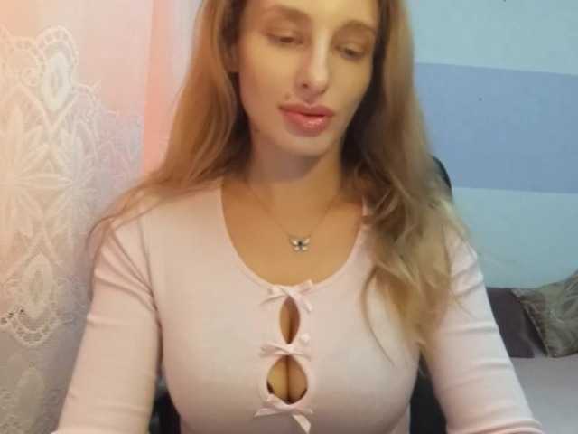 MarilynShow's BongaCams show and profile