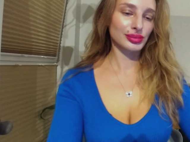 MarilynShow's BongaCams show and profile