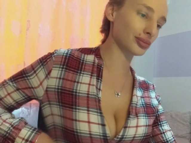 MarilynShow's BongaCams show and profile