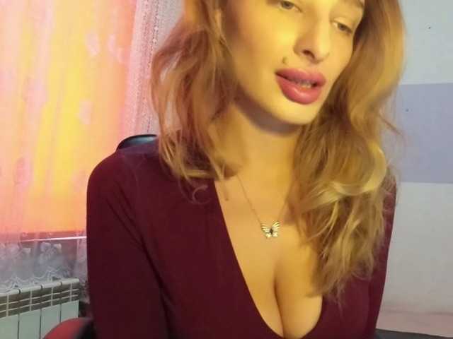 MarilynShow's BongaCams show and profile