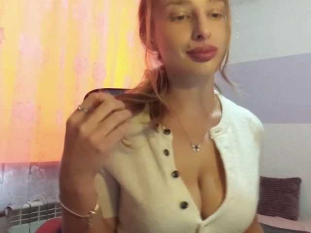 MarilynShow's BongaCams show and profile