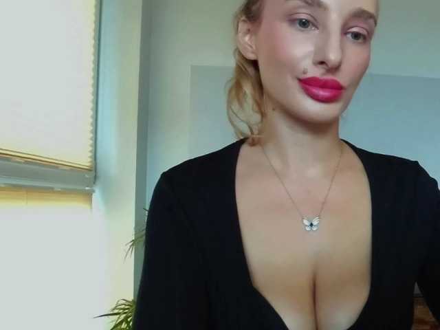 MarilynShow's BongaCams show and profile