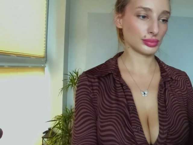 MarilynShow's BongaCams show and profile