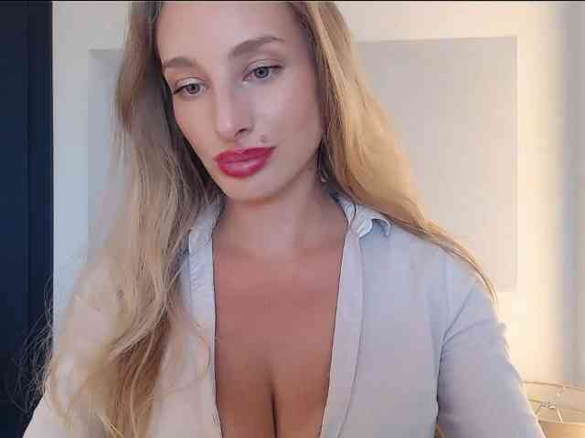 MarilynShow webcam