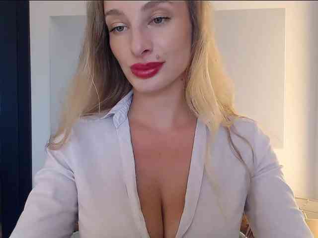 MarilynShow webcam