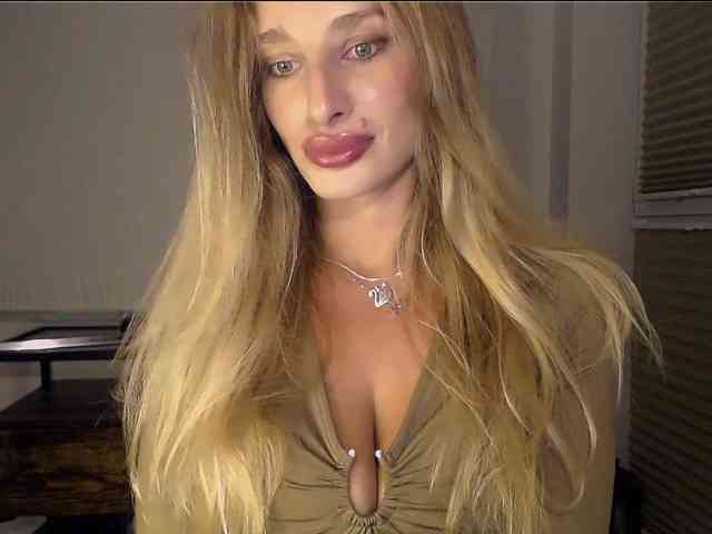 MarilynShow webcam