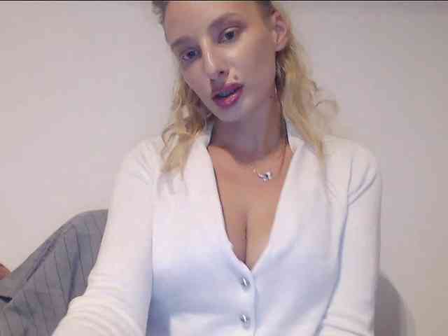 MarilynShow webcam