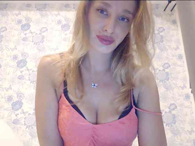 MarilynShow webcam