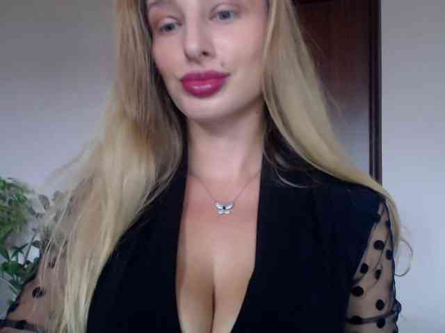 MarilynShow webcam