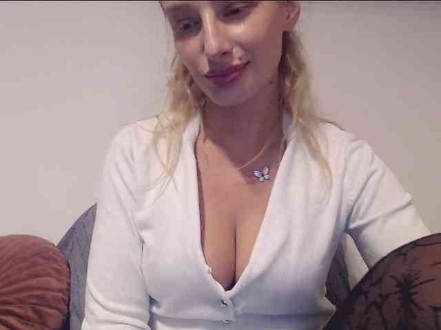 MarilynShow webcam